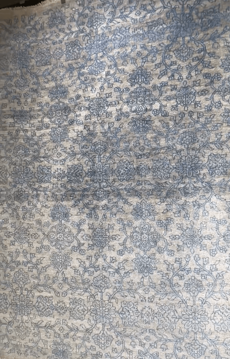 Rug video preview